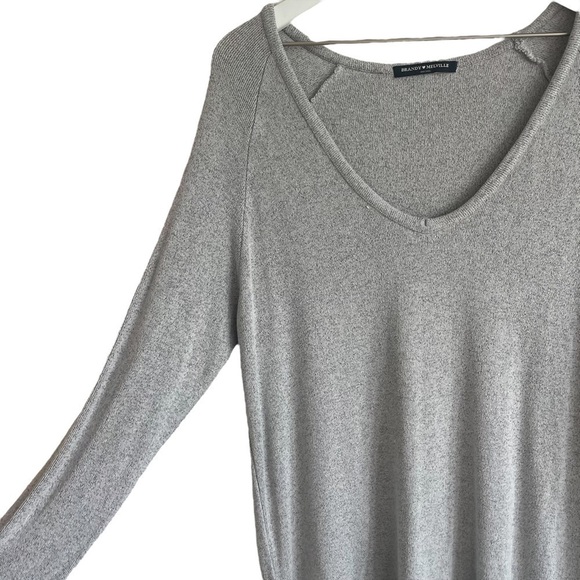 Brandy Melville Gray V-Neck Slouchy Knit Top, One Size - Picture 2 of 4